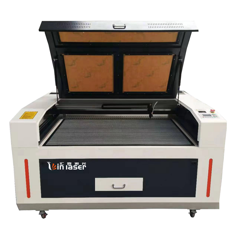 CO2 laser cutting and engraving machine (1)